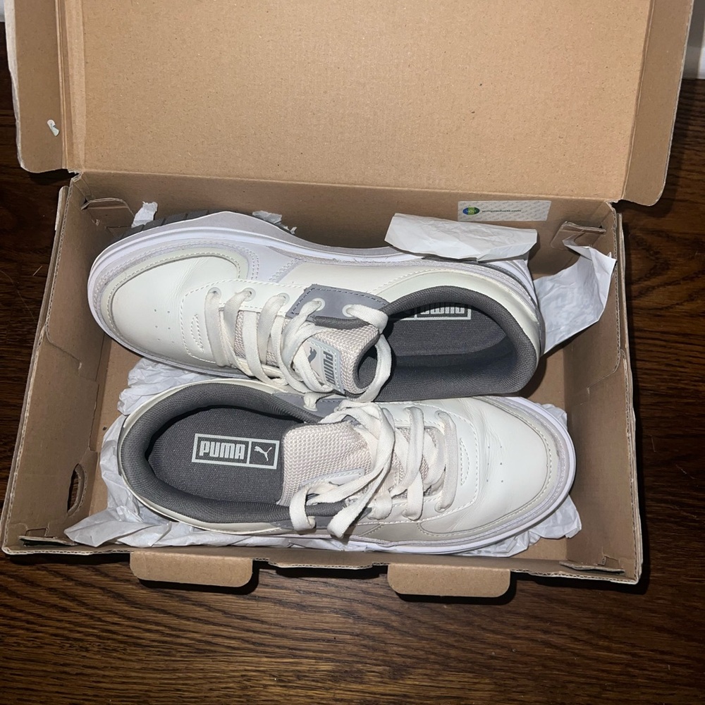 Women’s Puma Shoes